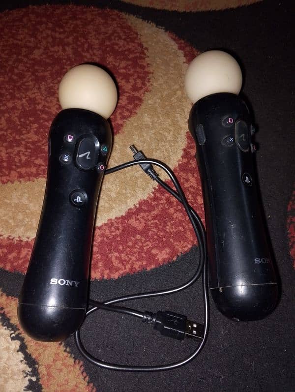 ps4 and PS3 move controller, motion controller. read description 1