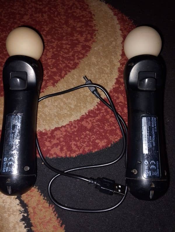 ps4 and PS3 move controller, motion controller. read description 2