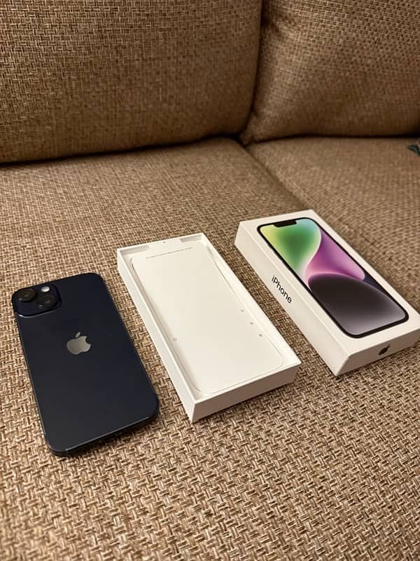 iPhone 14 256 GB Midnight Black Brand New Condition 9