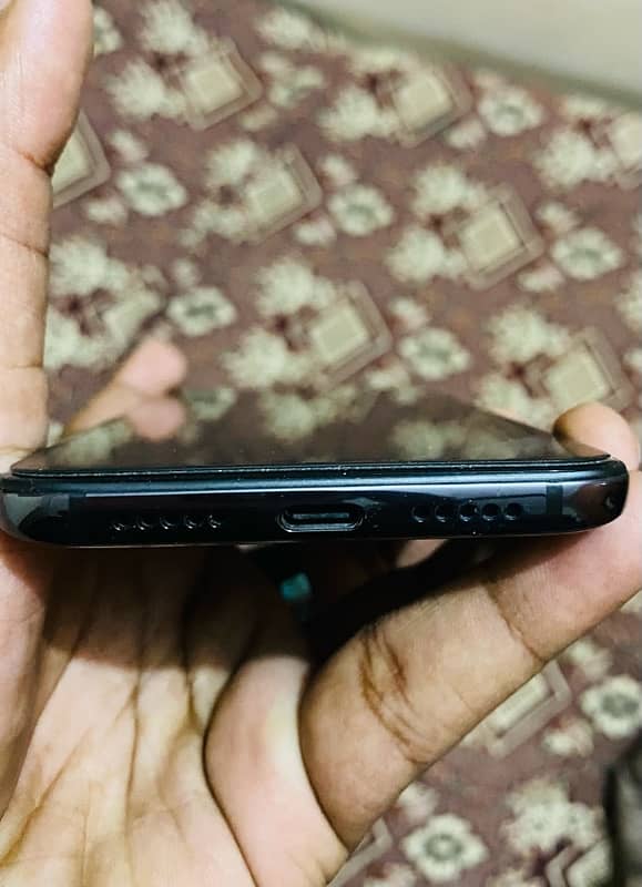 One Plus 7 used as new 1