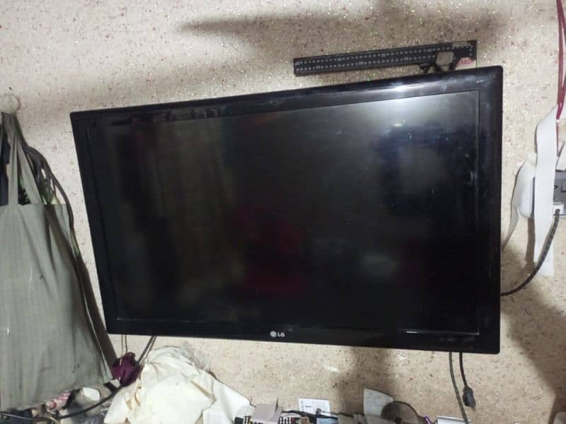 LG 42 inch lcd all ok 2