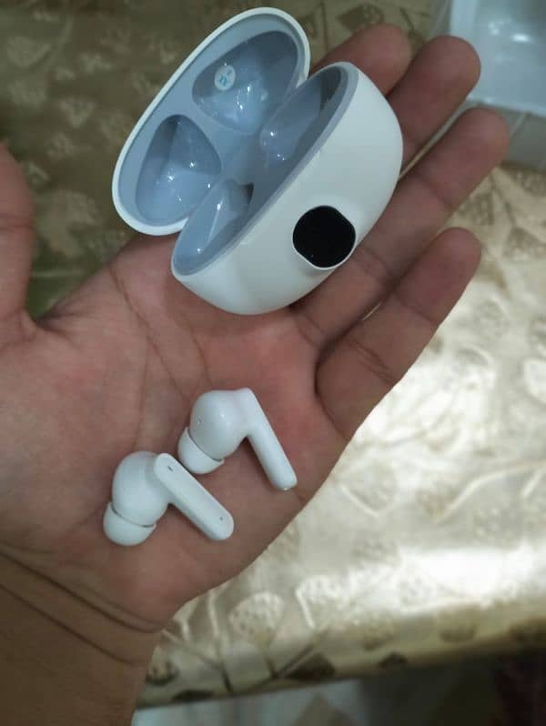 AirPods TWS crystal clear sound quality 4 hours long battery timing 5