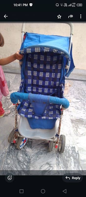 very good quality pram for sale 0