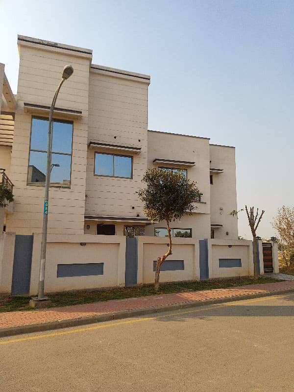 Corner 15 Marla Double Storey House Available For Sale 18