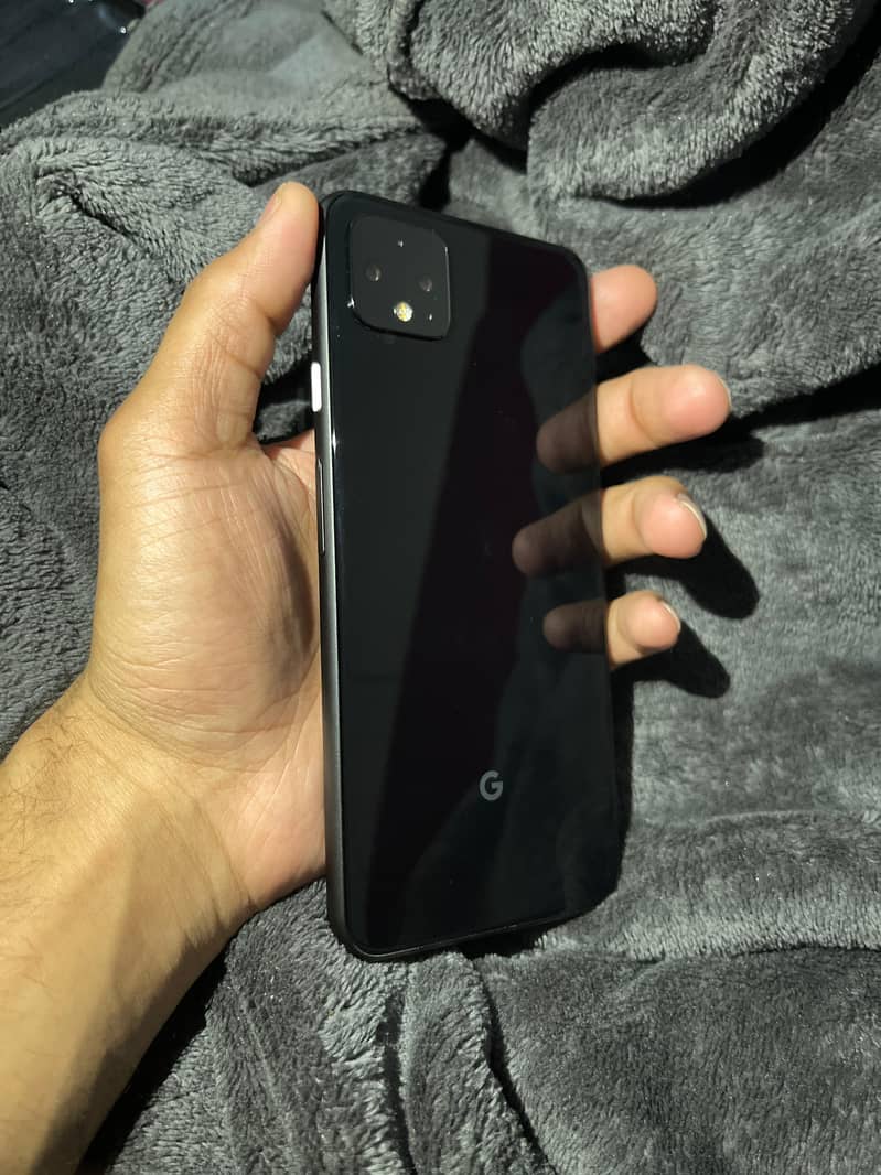 Google pixel 4xl  6GB 64GB (exchange bhi kr skte ho) 0