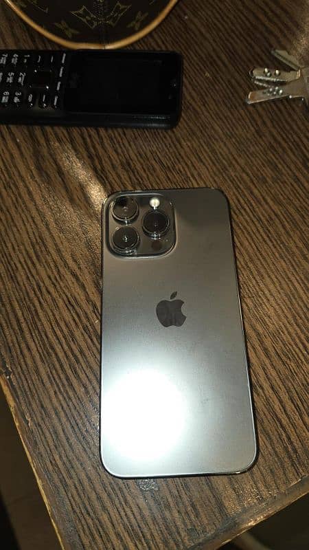 iphone 13 pro In mint condition. . 3