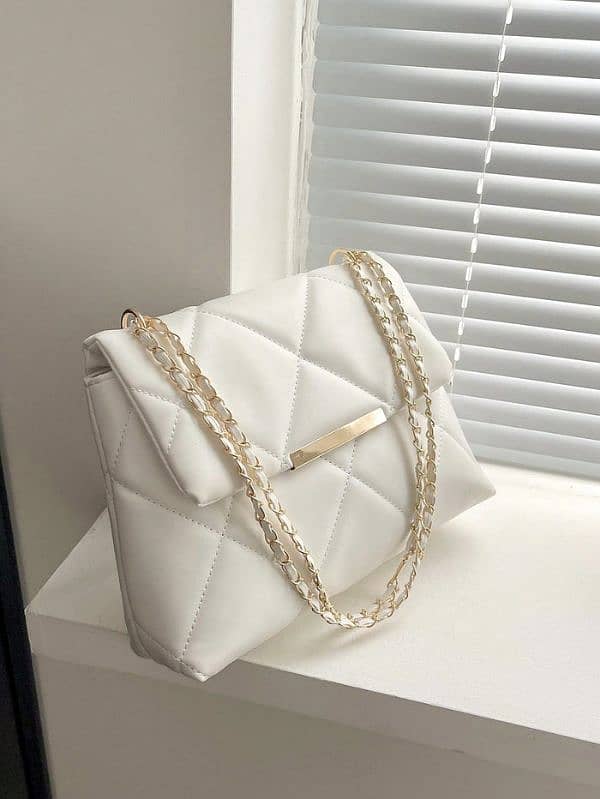 Woman Square Bag Metal Decor Chain 1