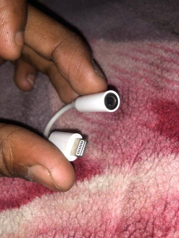 iphone connector 1