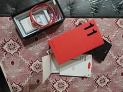 oneplus 11 5G complete box. . 96 perc batter health