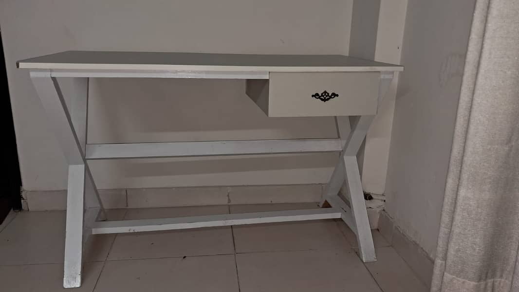 Study Table for Sale 0