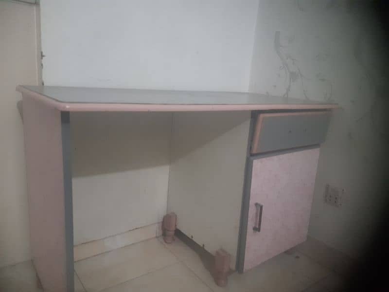 study and computer table 2