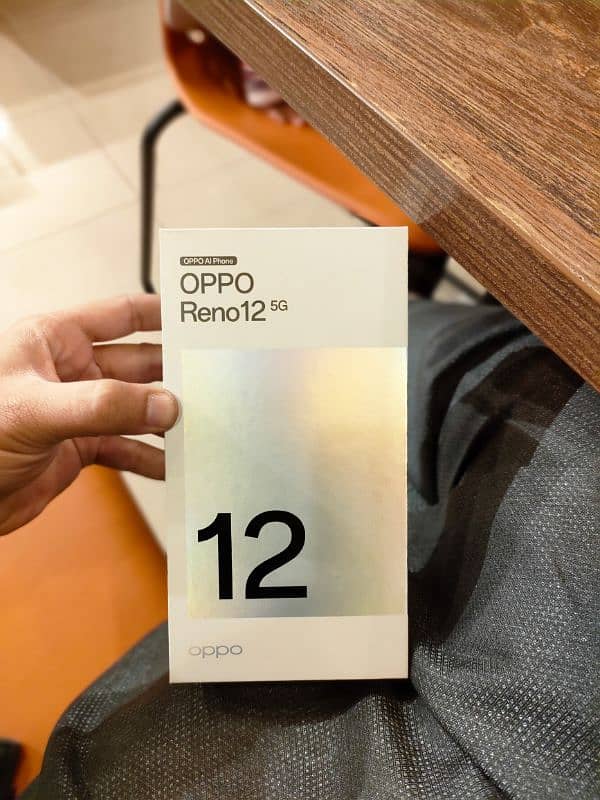 Oppo Reno 12  12/512 3