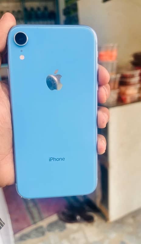 IPhone XR (non pta, water proof, 89 health) 0