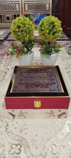 Jewellery box with good packaging Good Quality