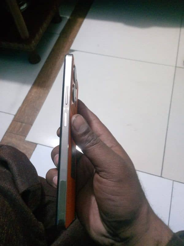 infinix note 30 8/256 1