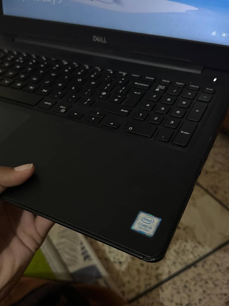 Emergency Sale laptop in Excellent condition  Dell Laptop 11