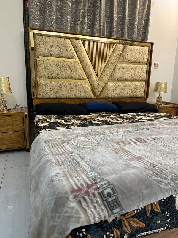 Bed sets 10 foot black bed Golden bed 3