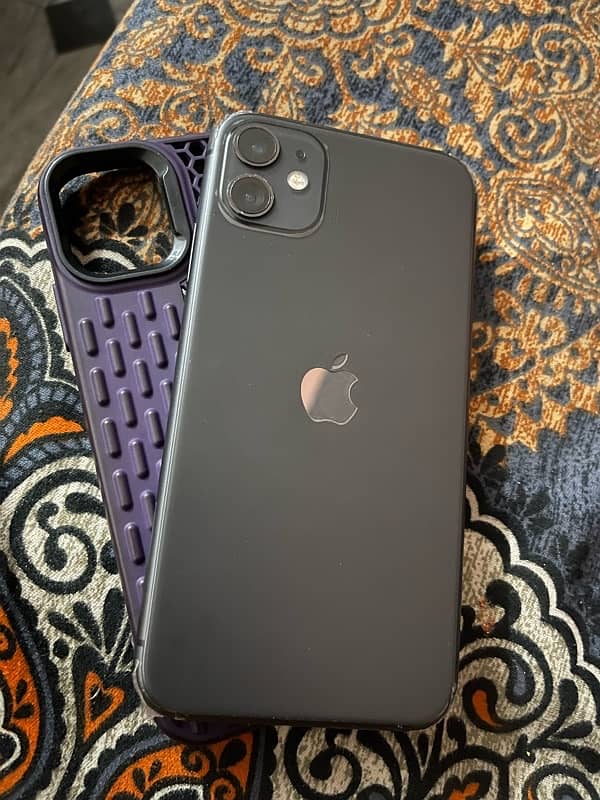 iphone 11 64gb 87b. h    jv 3