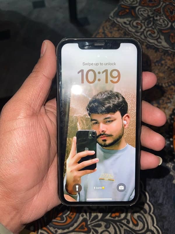 iphone 11 64gb 87b. h    jv 11