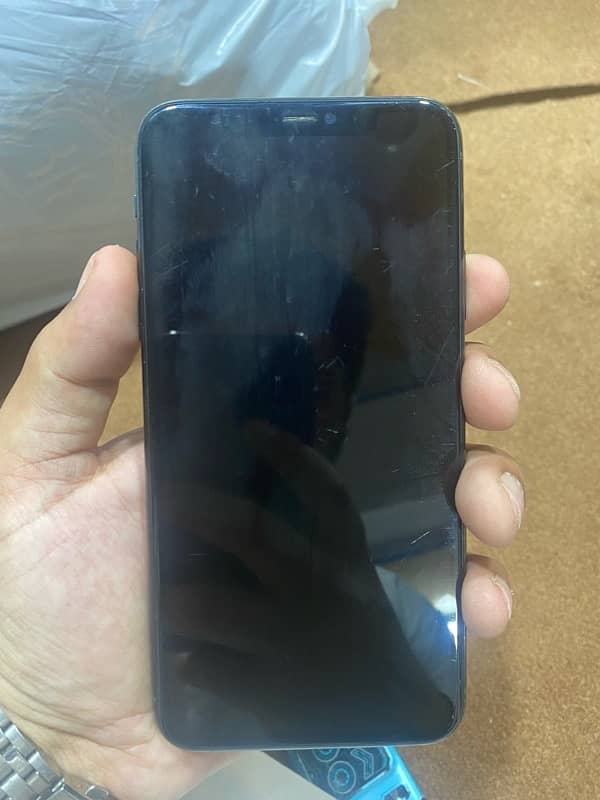 iPhone 11 Pro Max 64 gb dual approved 4