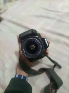 Canon 1300 D