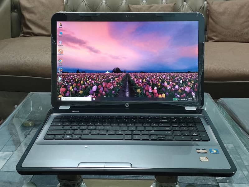 Hp Pavillion G7 (AMD A4 3rd gen 4GB 500GB HDD) 0