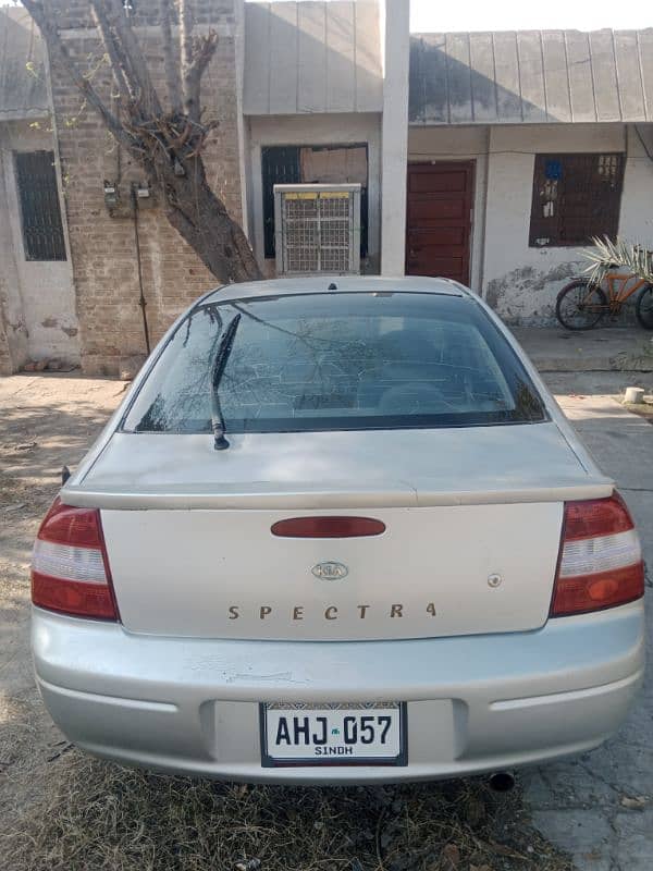 KIA Spectra 2005 4