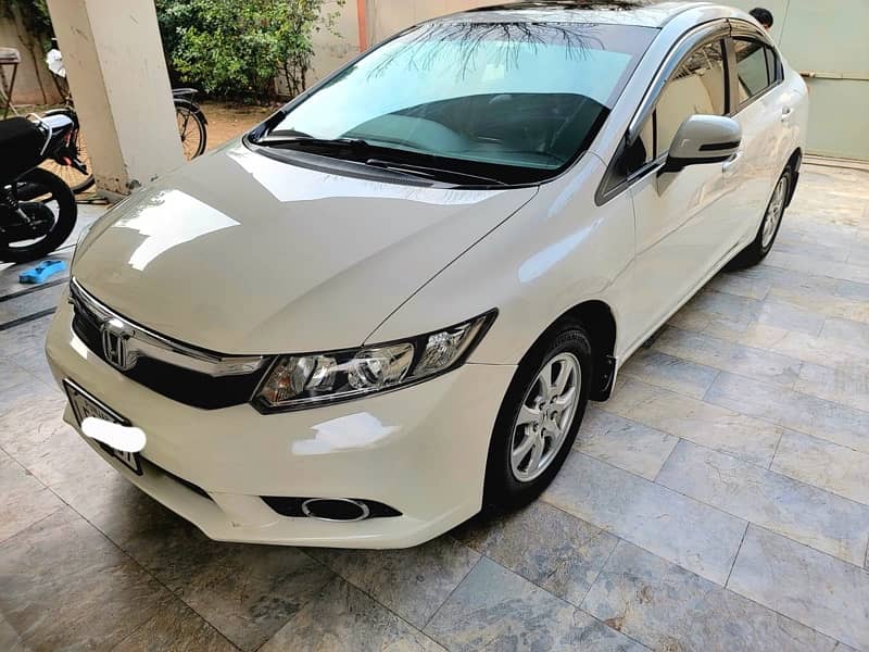 Honda Civic 2014 3