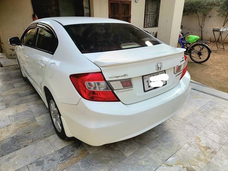 Honda Civic 2014 8