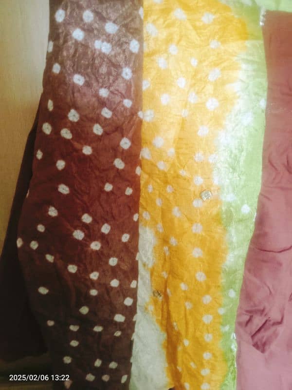 brown and green colour with chunri dupatta 3