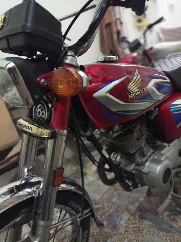 Honda CG125 3