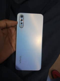 vivo s1 4+ 128 gb