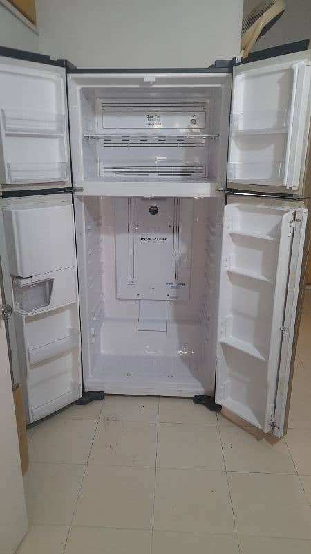 Hitachi 4 doors invertor refrigerator 0