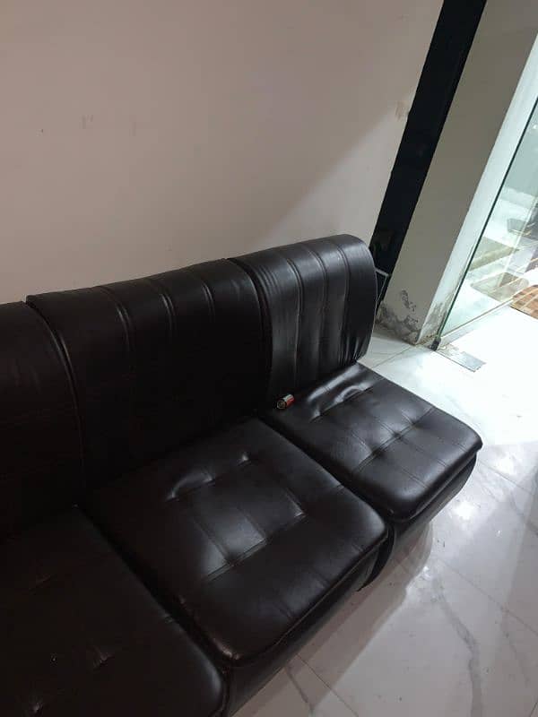 3 sofas available For sale 2