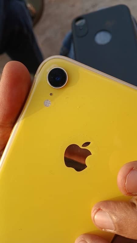 iphone xr PTA aproved 3