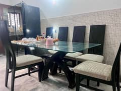 8 seats dining table for sale