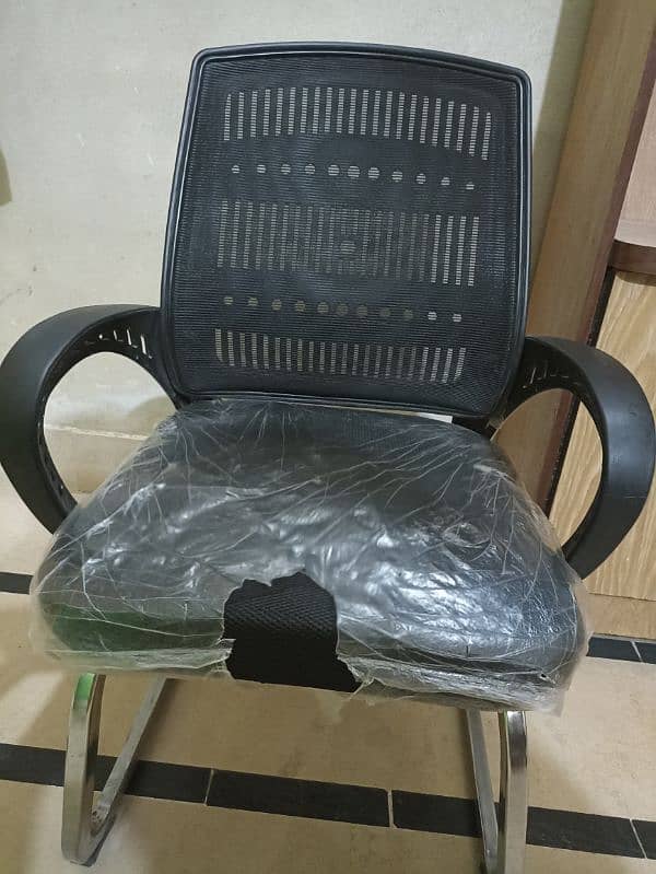 Comfortable Chair for Computer Table and Visitors 3