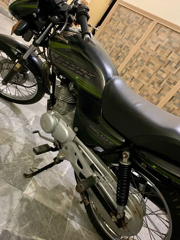 Honda Deluxe bike 2