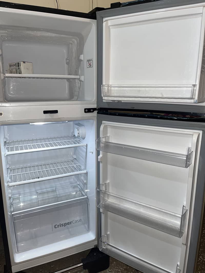 Dawalance refrigerator 9140Wb chrome 0