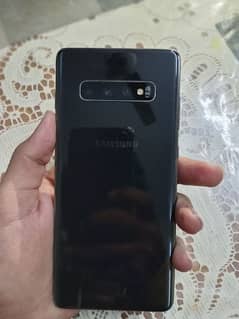 samsung s10+ lady hand used