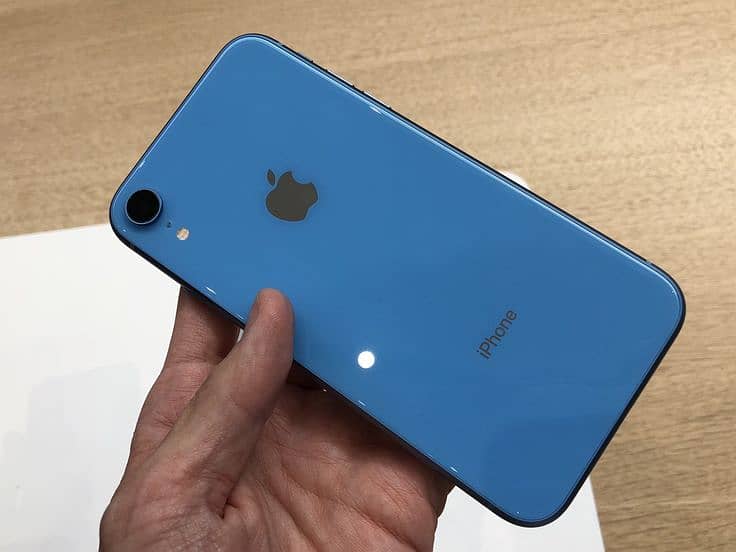 Apple iPhone XR 1