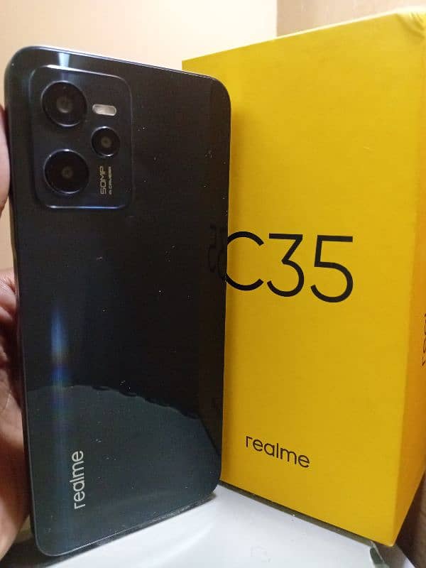 Realme C35 4/128 with Box 0