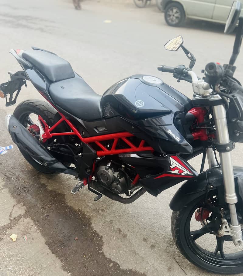 Benelli TNT 25 2019 6