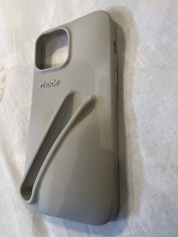 rhode mobile casing 1