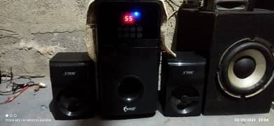 Xtreme amplifier speaker's.