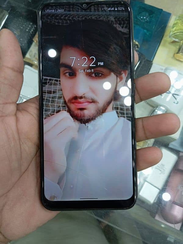 Realme C21y 4gb 64gb all ok ha box nhi ha 4