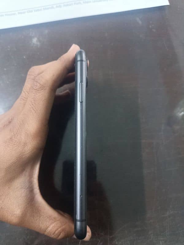 Iphone 11 64GB Officeally PTA Approved 0