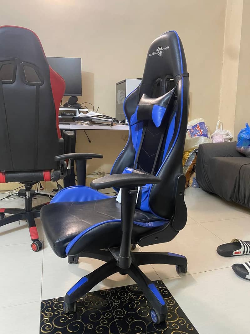 Gaming Chair - Global Razer (Black & Blue)  1