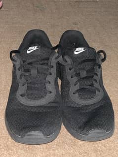 Nike sports shoes