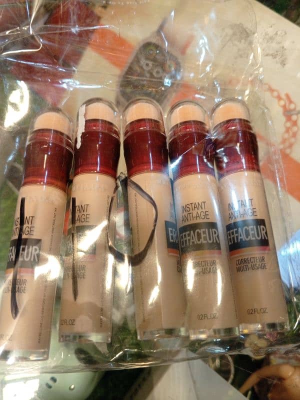 Maybelline Original concealer 1